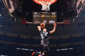 b体育娱乐平台-热刺首回合鏖战北京国安，布鲁诺·费尔南德斯砍下4记关键球，全场沸腾